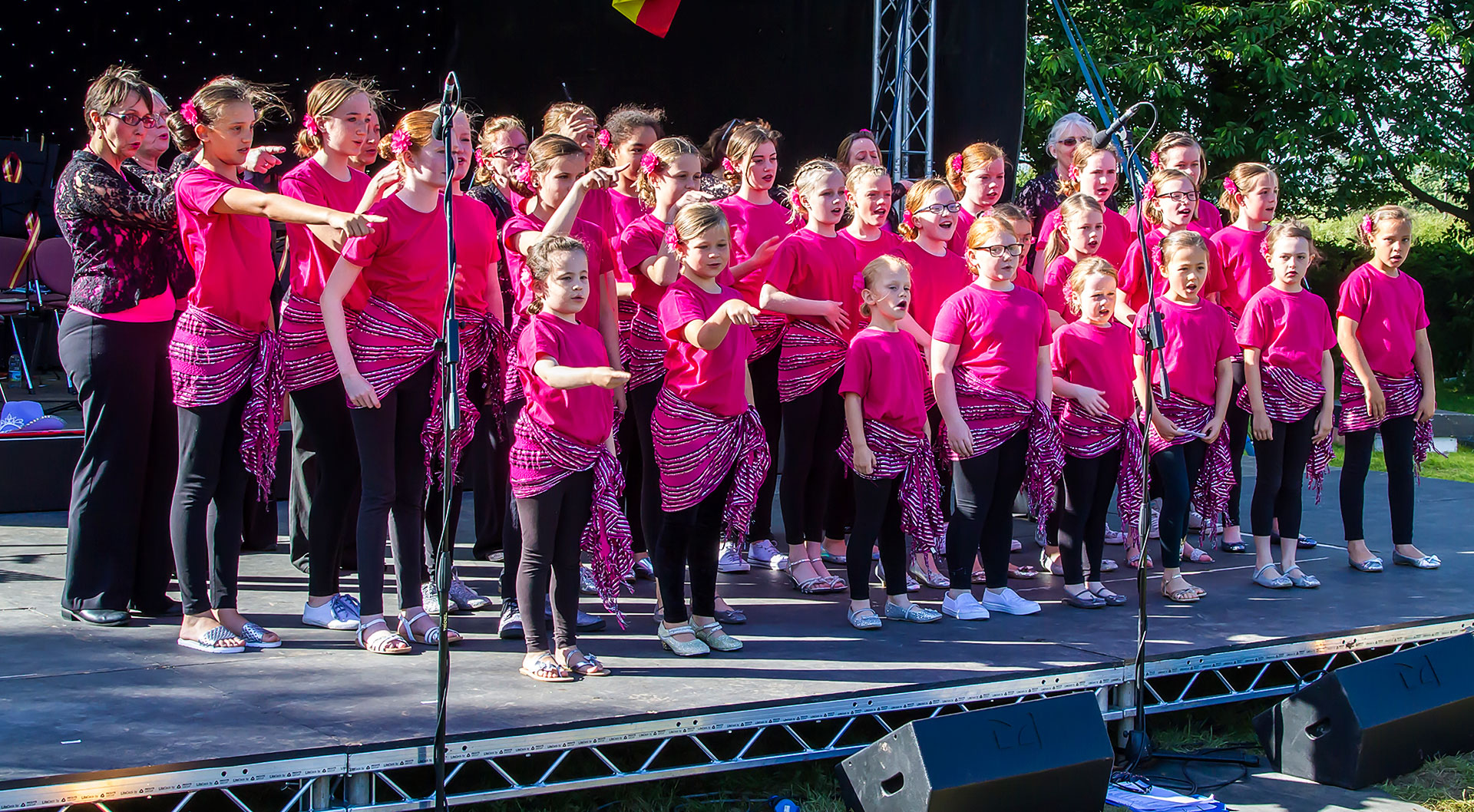 Fascinating Rhythm A capella chorus Bristol